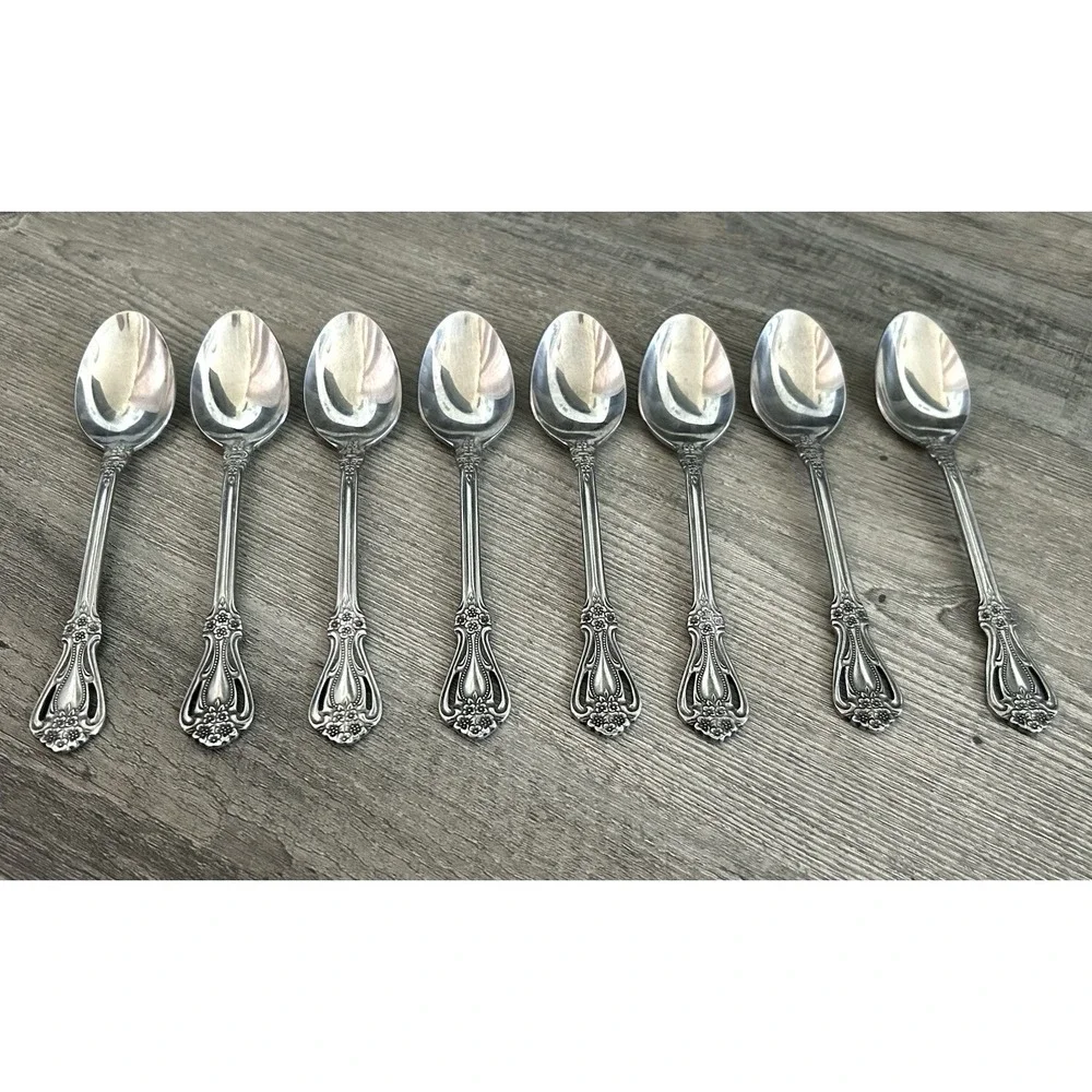 Stanley Roberts Rogers Teaspoons Stainless Valentine Set‎ Of 8 Pierced 6-1/8